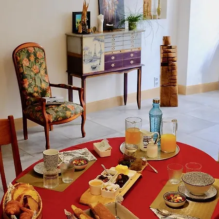 La Maison Du Sculpteur A Proche Puy Du F 3* Tiffauges