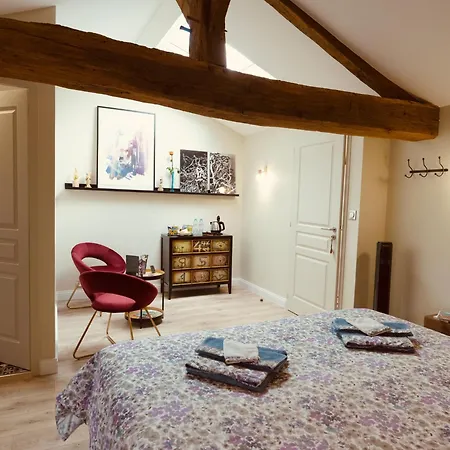 La Maison Du Sculpteur A Proche Puy Du F Tiffauges